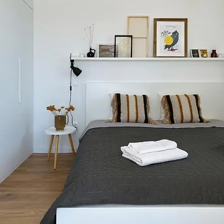 Pina&yucca I Luxury Apartment, Walk To The Beach!