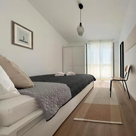 Pina&yucca I Luxury Apartment, Walk To The Beach! Apartment Trogir