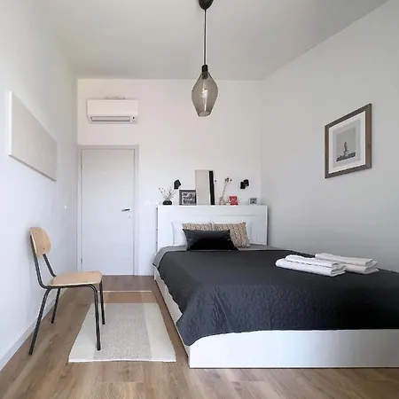Pina&yucca I Luxury Apartment, Walk To The Beach! Apartment Trogir