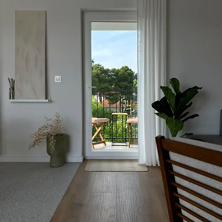 Apartment Pina&yucca I Luxury Apartment, Walk To The Beach! Trogir