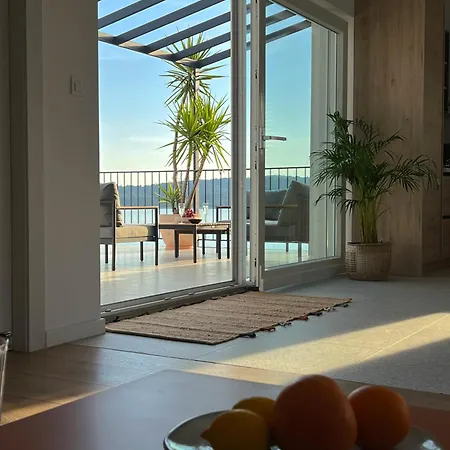 Pina&yucca I Luxury Apartment, Walk To The Beach! Trogir