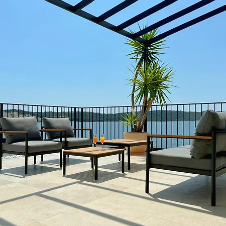 Apartment Pina&yucca I Luxury Apartment, Walk To The Beach! Trogir